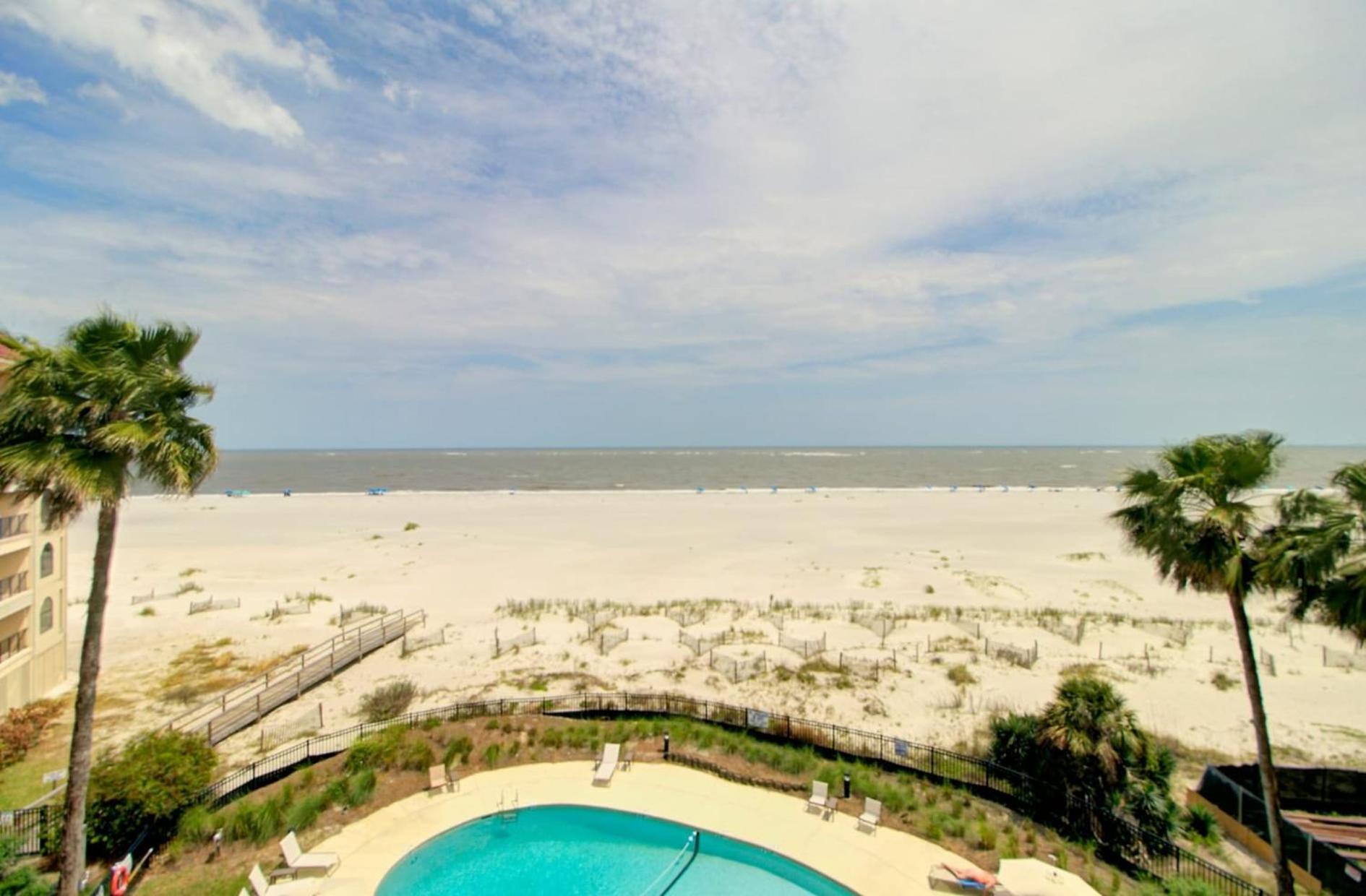 417 Seascape By Avantstay Beachfront Condo W Communal Pool Access Isle of Palms Exterior photo