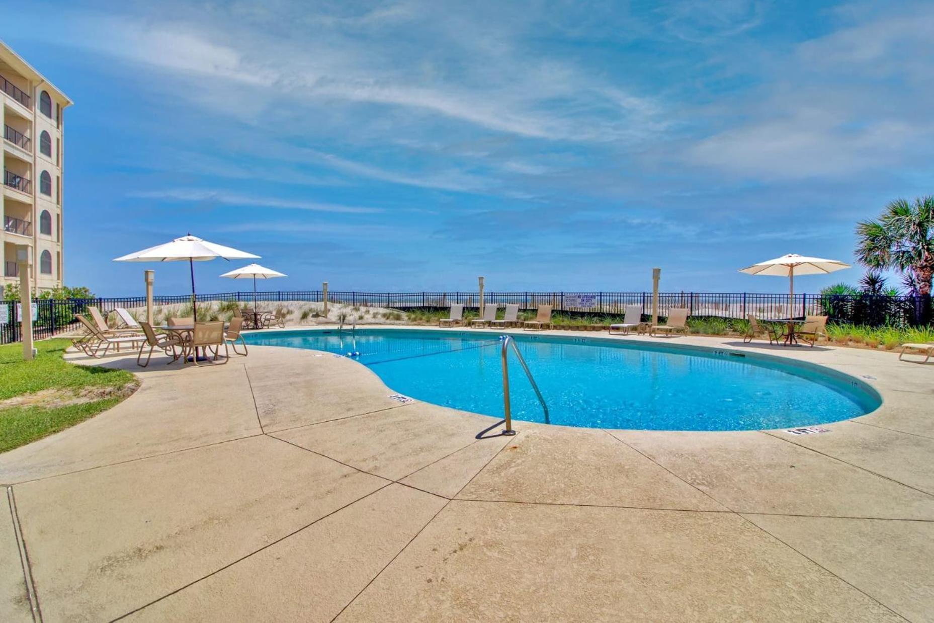 417 Seascape By Avantstay Beachfront Condo W Communal Pool Access Isle of Palms Exterior photo